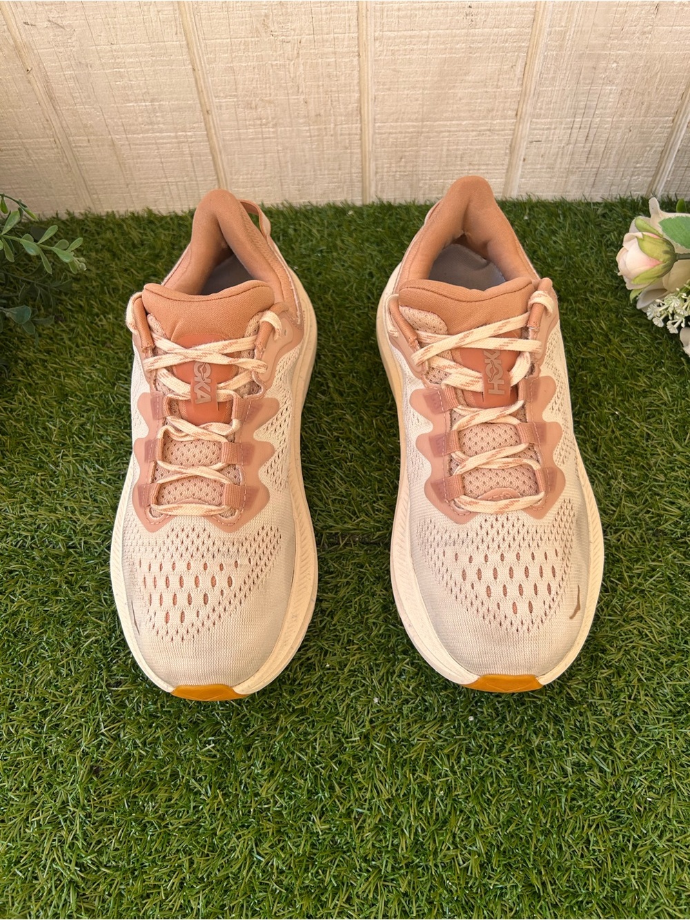 HOKA
Kawana 2 Sneakers women size 7.5 preowned - Picture 11 of 16